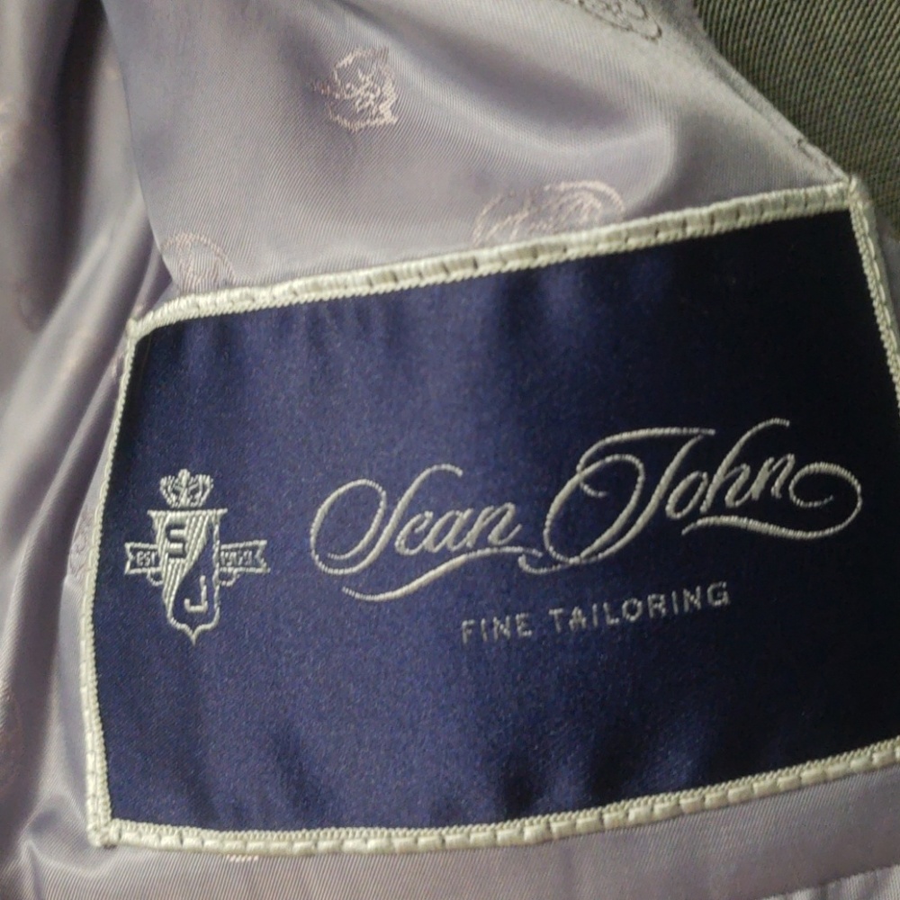 Mens suit - Picture 2 of 2